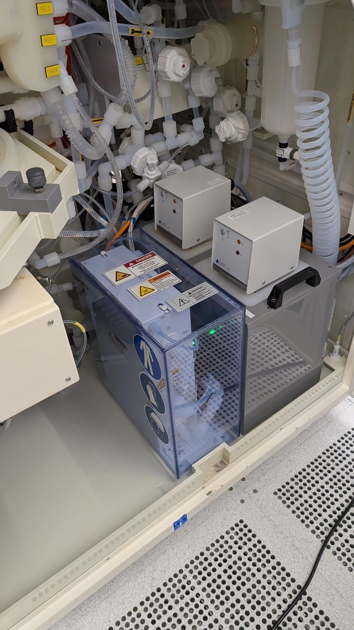 I²R UHP Inline Heater installed in a SEZ wet-processing system